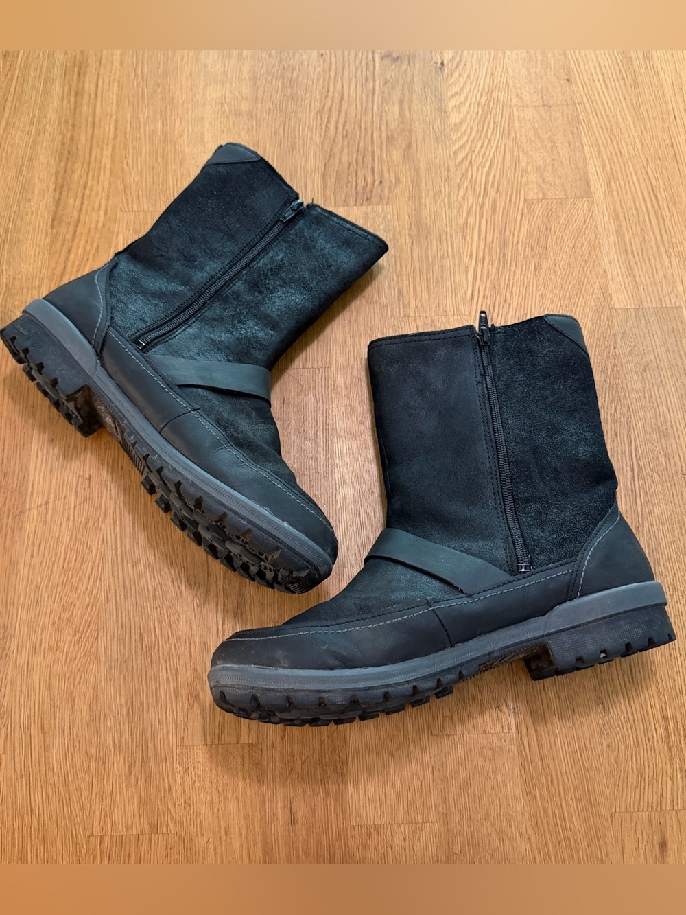 Merrell 10 Black Leather Emery Buckle Mid Calf Moto Boots Style J42446 - Picture 2 of 10